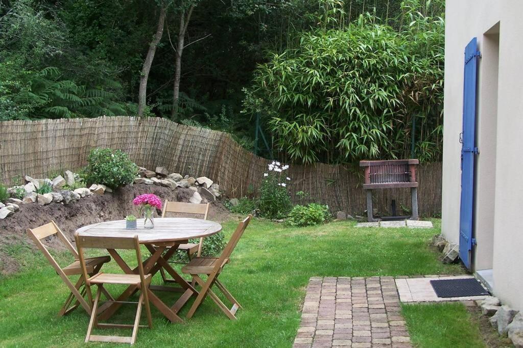 Maison avec jardin clos. Animaux acceptés - Wifi - Proche plages de la Trinité sur Mer et Carnac Exterior foto